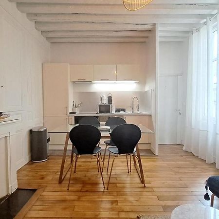Appartement Centre Vieux Tours Dans Immeuble Historique 3P Exterior foto